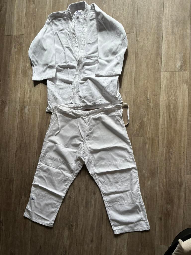 Mizuno Judo pak maat 190, Verzenden, Judo, Vechtsportpak, Maat L