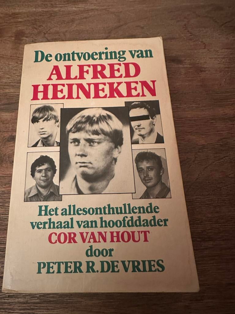 De ontvoering van Alfred Heineken - Peter R. de Vries, Boeken, Biografieën, Ophalen of Verzenden, Zo goed als nieuw