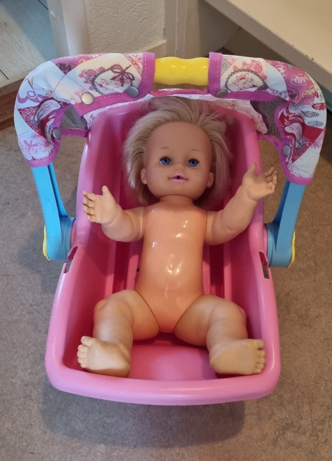 Maxi-Cosi met huilende pop (48 cm) van Zapf Creation, Ophalen of Verzenden, Gebruikt, Babypop