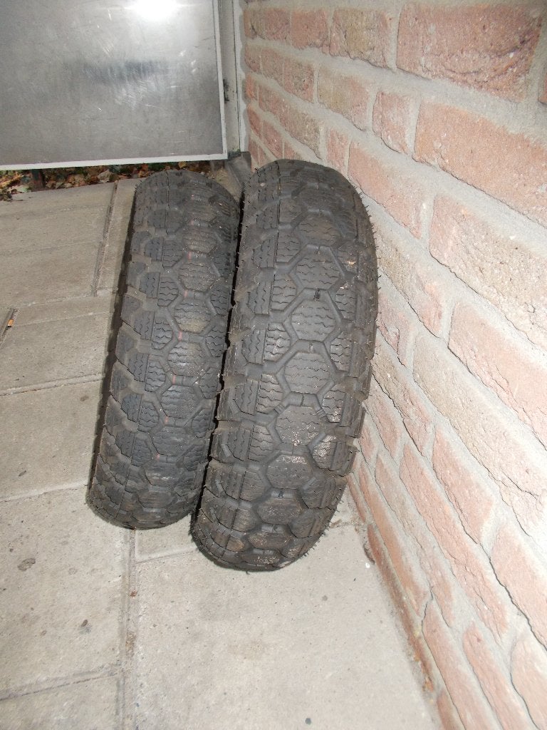 winterbanden scooter, Ophalen of Verzenden, Zo goed als nieuw, Overige typen, Overige merken