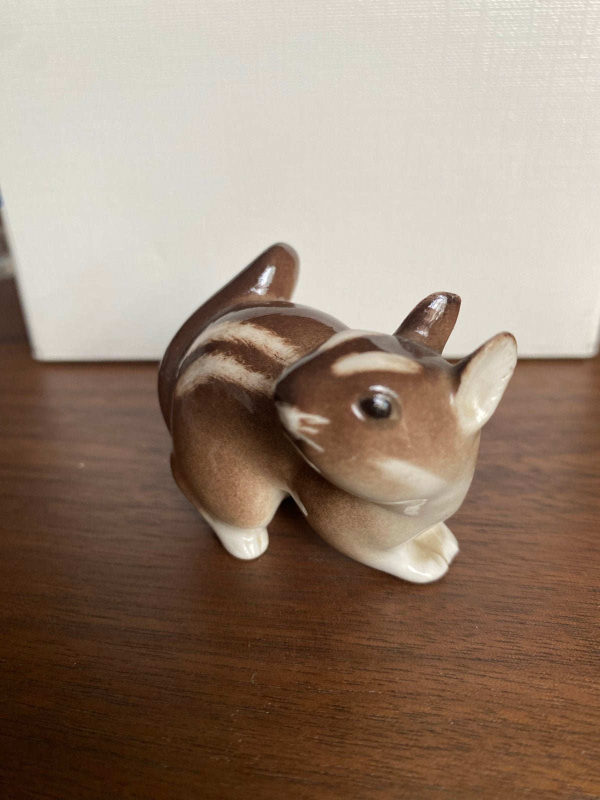 Vintage eekhoorn beeldje - Made in USSR, Ophalen of Verzenden, Zo goed als nieuw, Wild dier, Beeldje of Figuurtje