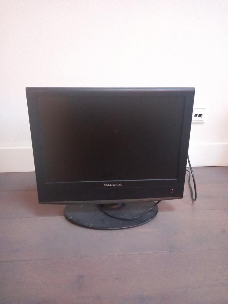 Salora LCD TV met ingebouwde DVD-speler, Overige merken, Gebruikt, 50 Hz, Ophalen of Verzenden