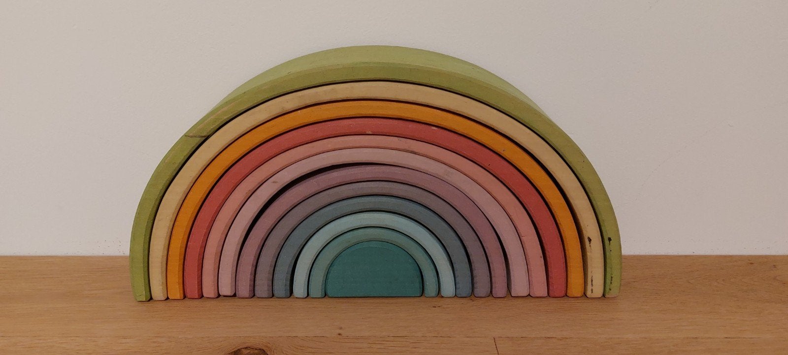 Grimms regenboog in pastelkleuren, Kinderen en Baby's, Speelgoed | Houten speelgoed, Ophalen of Verzenden, Gebruikt, Overige typen