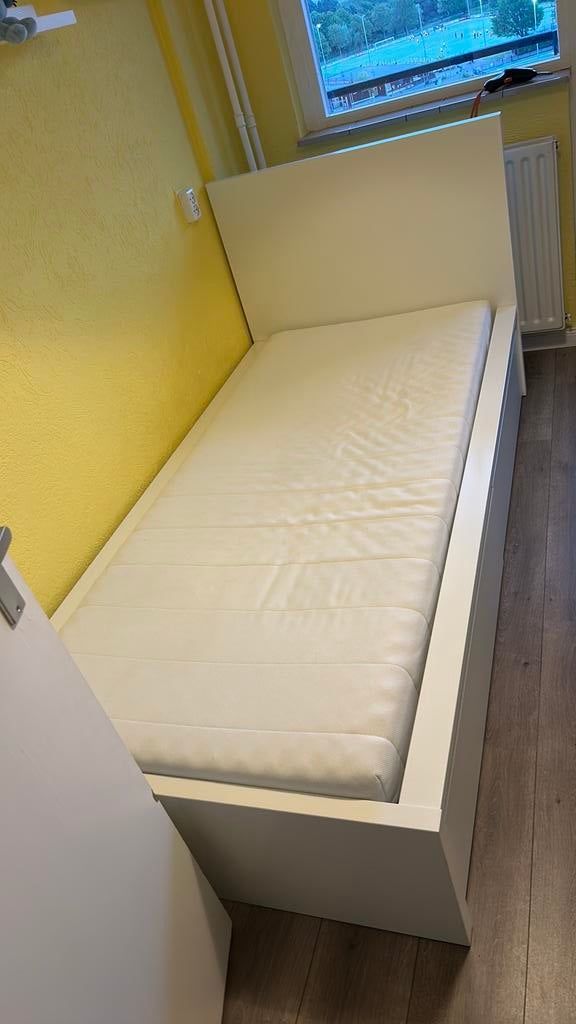 İkea Malm Eenpersoonsbed met matras en opbergruimte, 90 cm, Eenpersoons, Wit, Ophalen of Verzenden