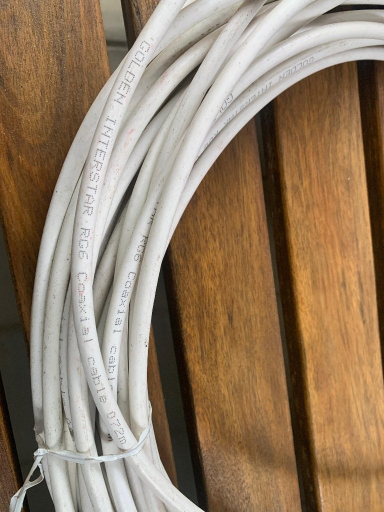 Audio satelliet kabel:, Audio, Tv en Foto, Audiokabels en Televisiekabels, Ophalen, Zo goed als nieuw, 10 meter of meer, Coaxiale kabel
