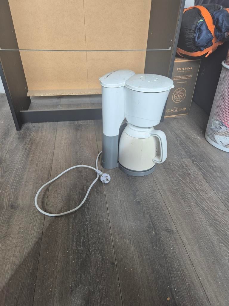 Koffiezetapparaat - Gebruikt maar werkt nog prima, Witgoed en Apparatuur, Koffiezetapparaten, Ophalen, Gebruikt, Koffiemachine