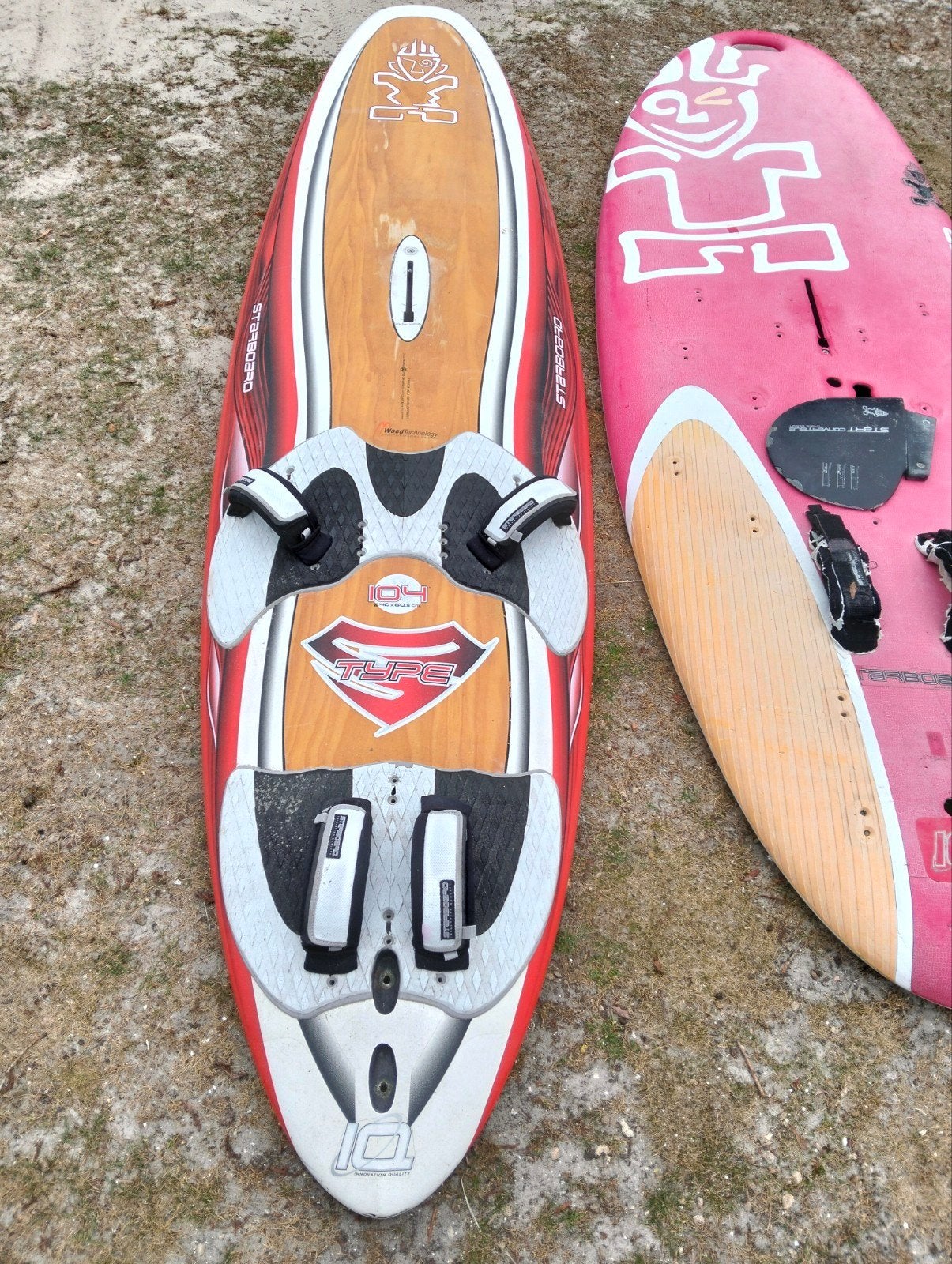 2x starboard 88, 104    ,,,,       € 150,--, Watersport en Boten, Windsurfen, Ophalen, 250 tot 300 cm, Gebruikt, Starboard