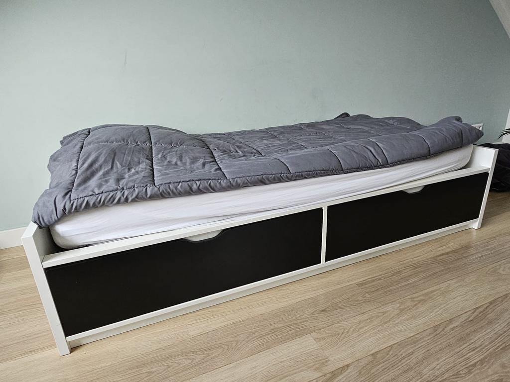 Ikea Flaxa Bed Wit Zwart Eenpersoons, Huis en Inrichting, Ophalen, 90 cm, Eenpersoons, Wit