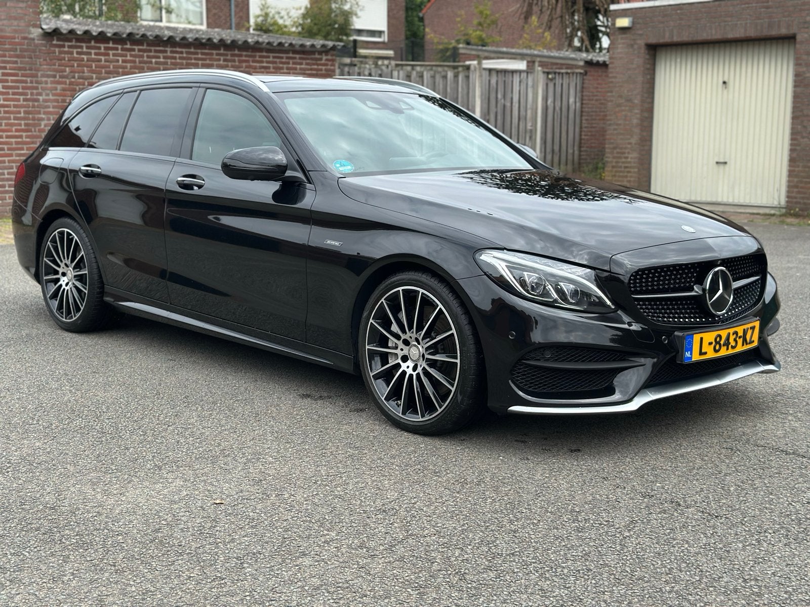 Mercedes-Benz C-Klasse C450 3.0 4M Estate 2015 NIEUWE APK, 1800 kg, Euro 6, Parkeerassistent, 367 pk