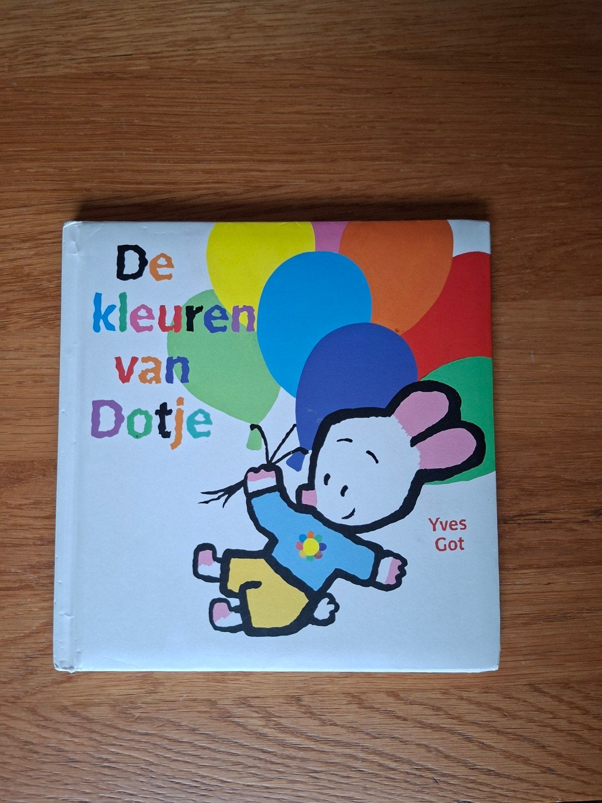 Boek 'De kleuren van Dotje', Boeken, Ophalen of Verzenden, Gelezen, 2 tot 3 jaar