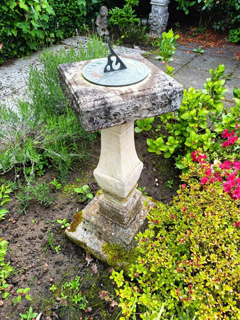 Antieke stenen zonnewijzer voor tuin, Tuin en Terras, Ophalen of Verzenden, Gebruikt