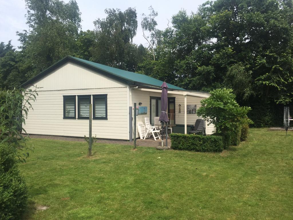 Te huur vakantiehuis Zeeland (met hond), Vakantie, 2 slaapkamers, Zeeland, Tuin, Aan zee