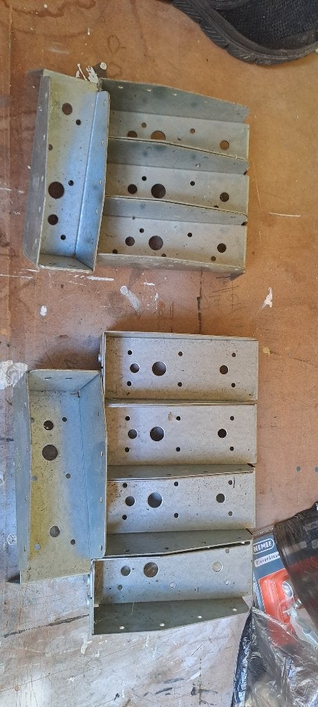 Te koop 2 soorten balkdragers, Ophalen of Verzenden, Nieuw, Overige typen