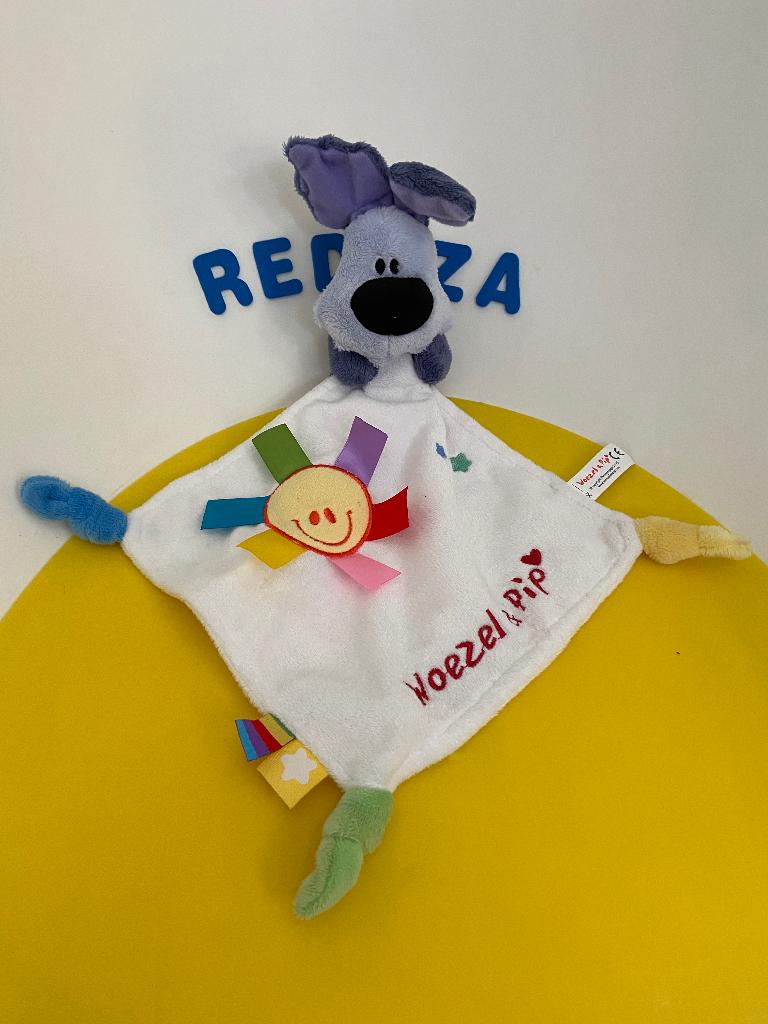 591 tiamo woezel doekje met zon, Ophalen of Verzenden, Hond