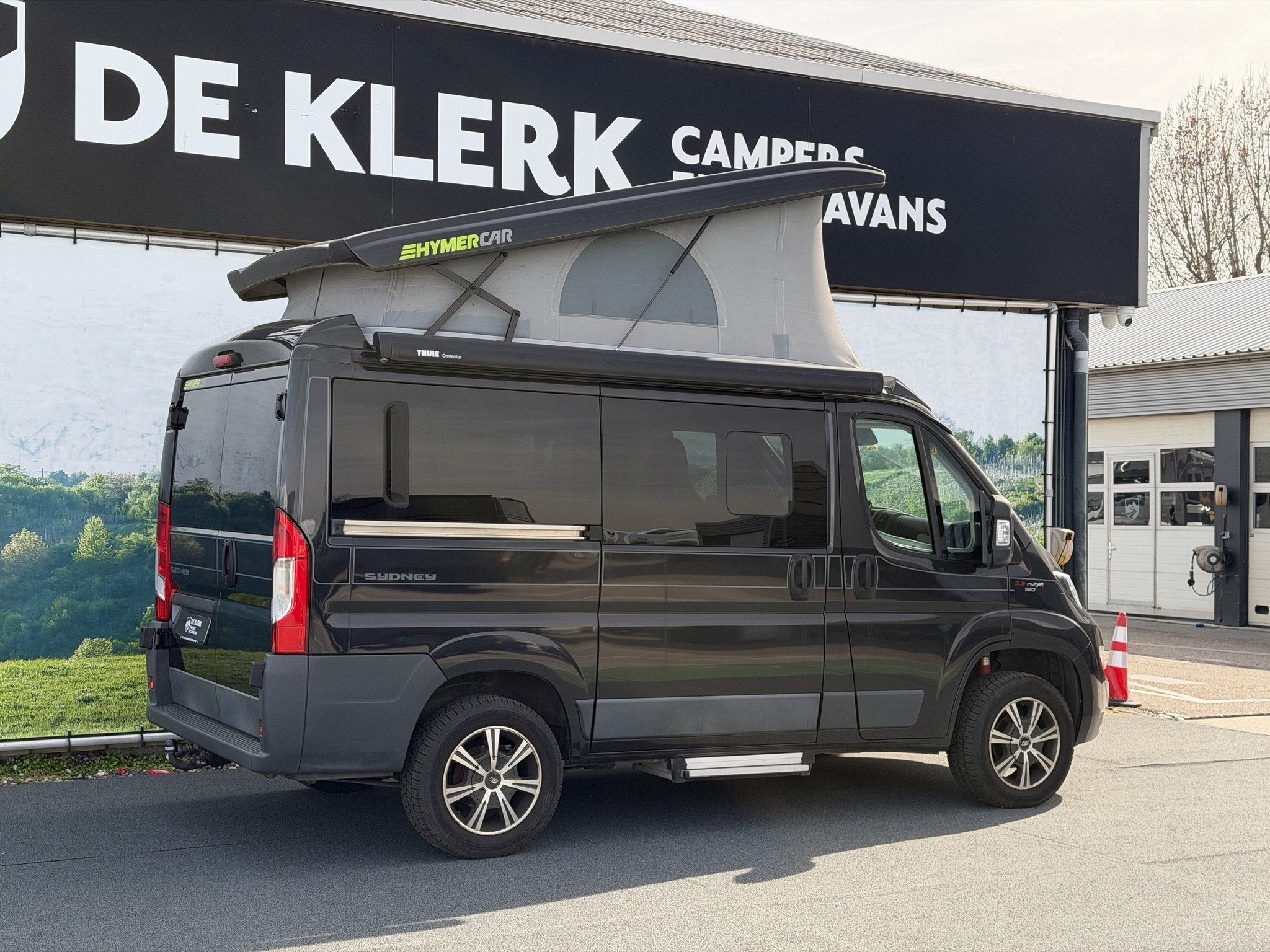 Hymer Sydney / Gratis Stalling (bj 2017), Caravans en Kamperen, Campers, Automaat, Buscamper of Camperbus, Bedrijf, Diesel
