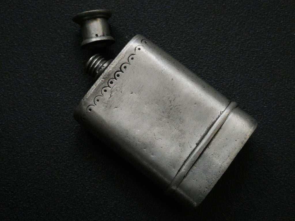 Tinnen heupfles / zakflacon 95 % tin flacon fles, Ophalen of Verzenden