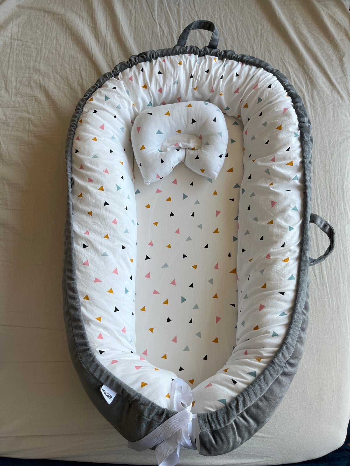 Volledig Wasbaar Babynestje met Hoofdkussen, Ophalen, Zo goed als nieuw