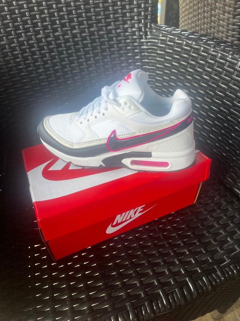 Nieuwe damesschoenen maat 38, Wit, Nieuw, Ophalen of Verzenden, Sneakers of Gympen