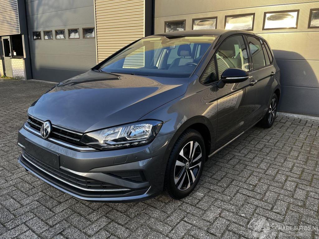 Volkswagen Golf Sportsvan 1.0 TSI AUTOMAAT / NAVI / CRUISE /, Auto diversen, Automaat, Volkswagen, Zilver of Grijs, 999 cc