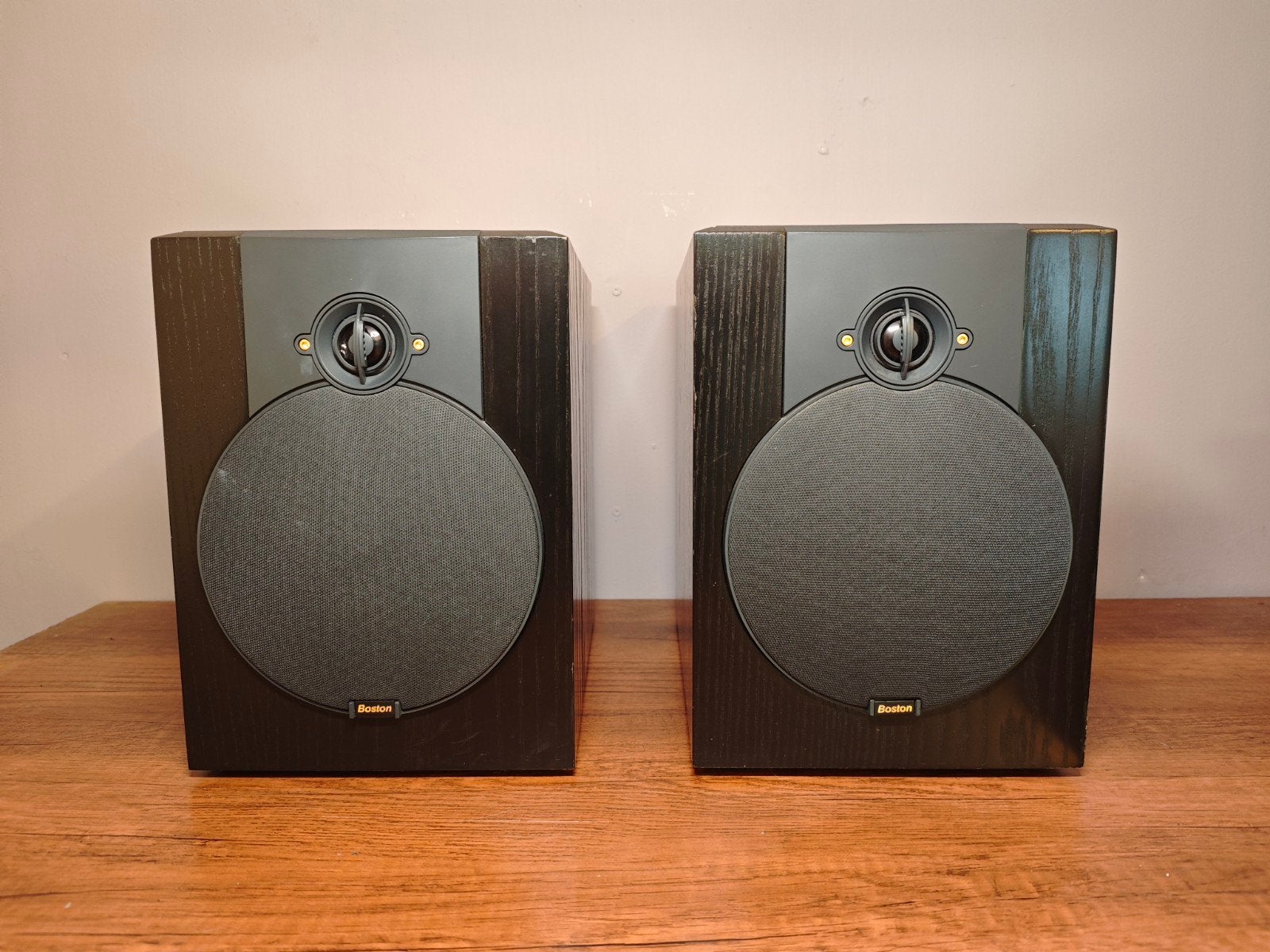 Boston Acoustics VR-M60 Boekenplank Speakers - Hoogwaardig, Gebruikt, 60 tot 120 watt, Basreflex, Boekenplank luidspreker