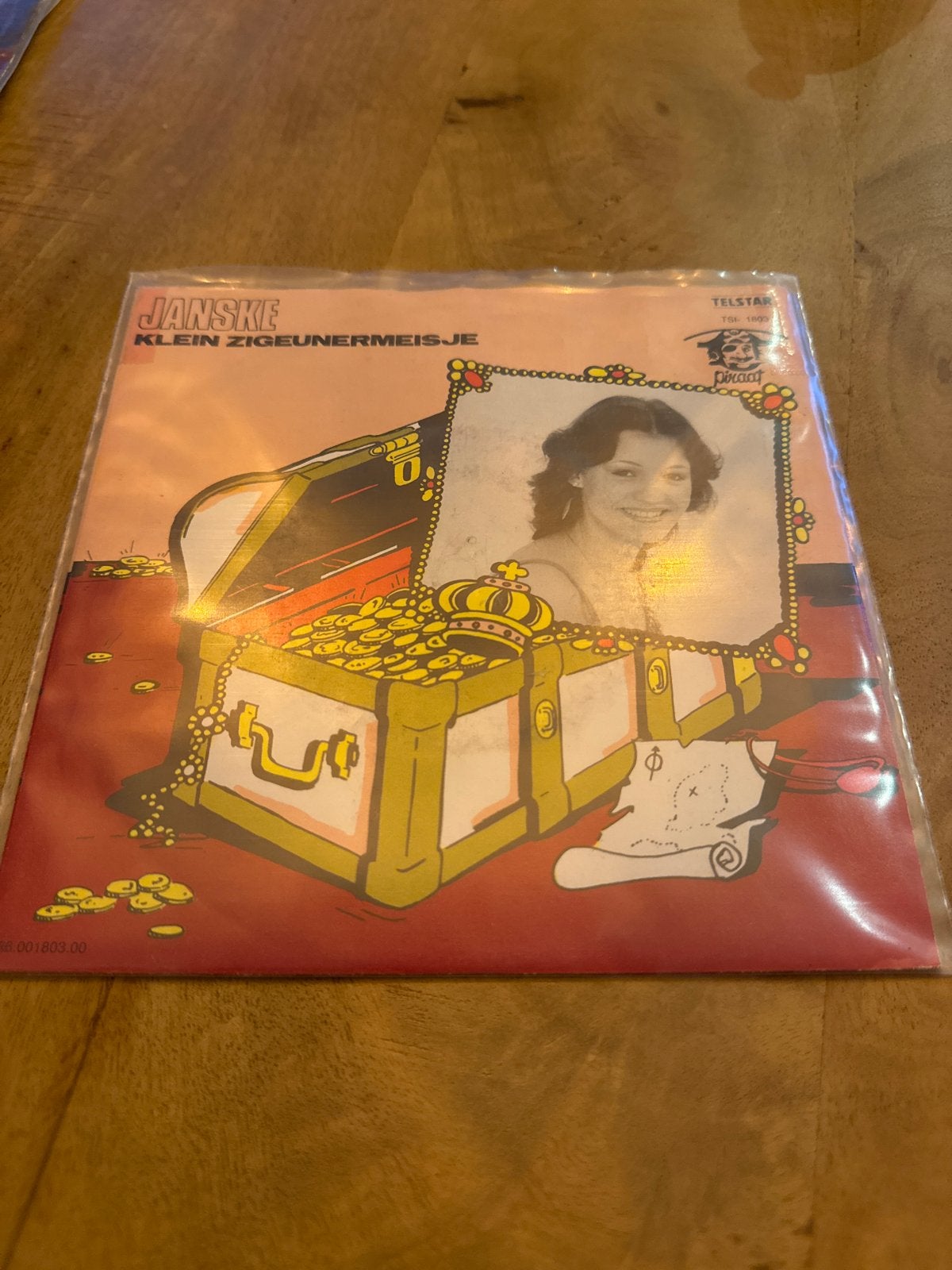 Janske - Klein Zigeunermeisje / In 'n Woonwagen (7 inch viny, Gebruikt, 7 inch, Ophalen of Verzenden, EP