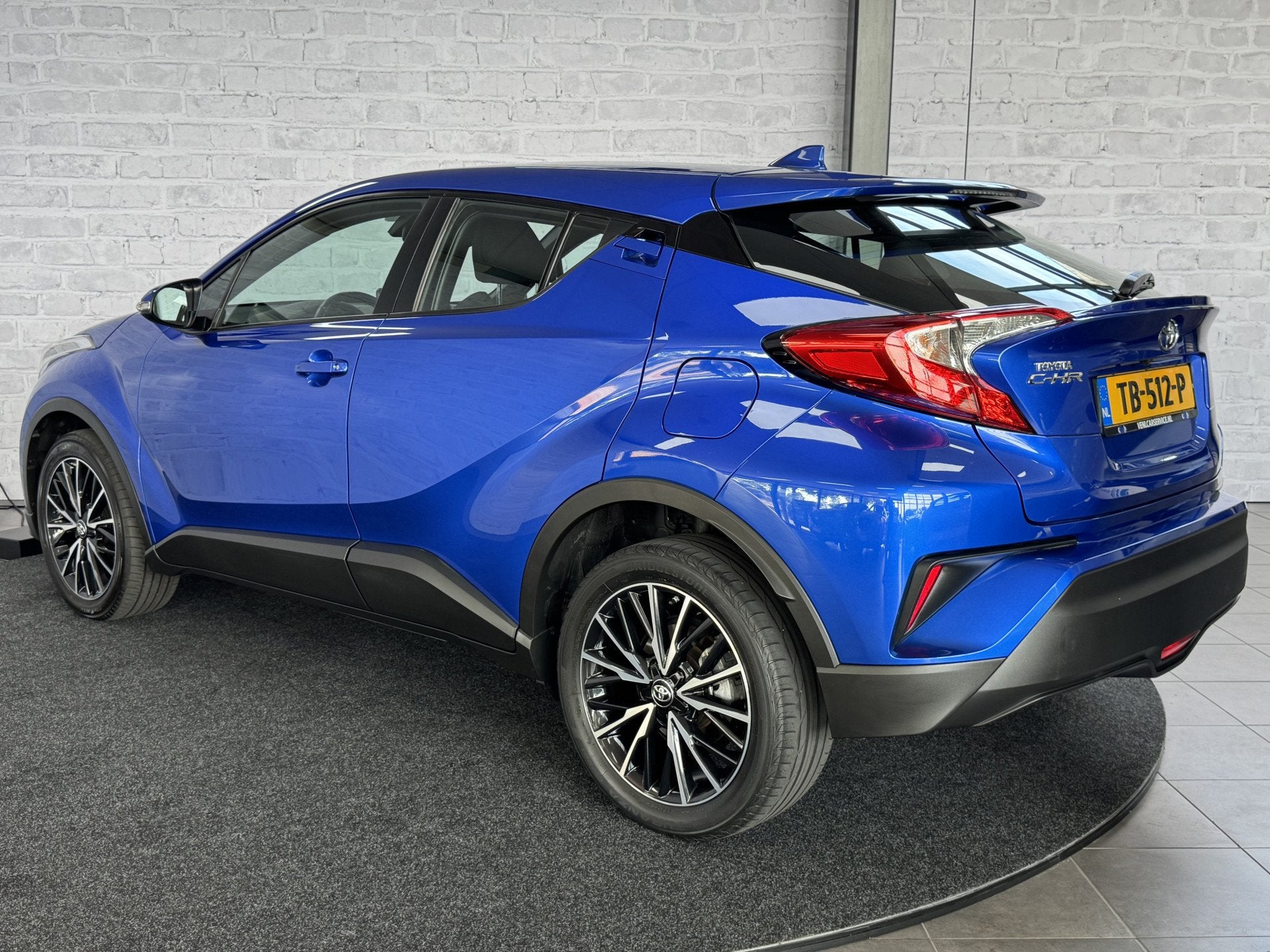 Toyota C-HR 1.2 Urban Navi Camera ACC (bj 2018), Auto's, Toyota, Voorwielaandrijving, Gebruikt, 4 cilinders, Blauw