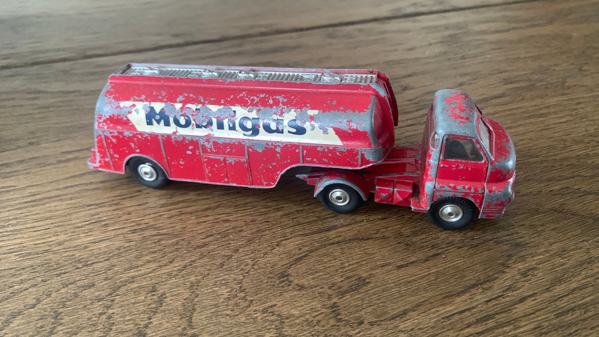 Corgi Toys Bedford unit Mobilgas, Ophalen of Verzenden, Gebruikt, Bus of Vrachtwagen, Corgi