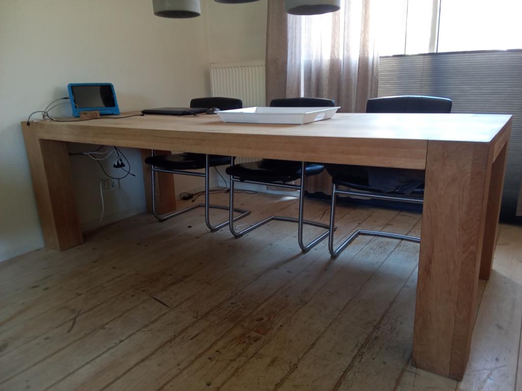 Goossens Quint Eetkamertafel 240x100 - Onbehandeld, Huis en Inrichting, Tafels | Eettafels, Zo goed als nieuw, 100 tot 150 cm