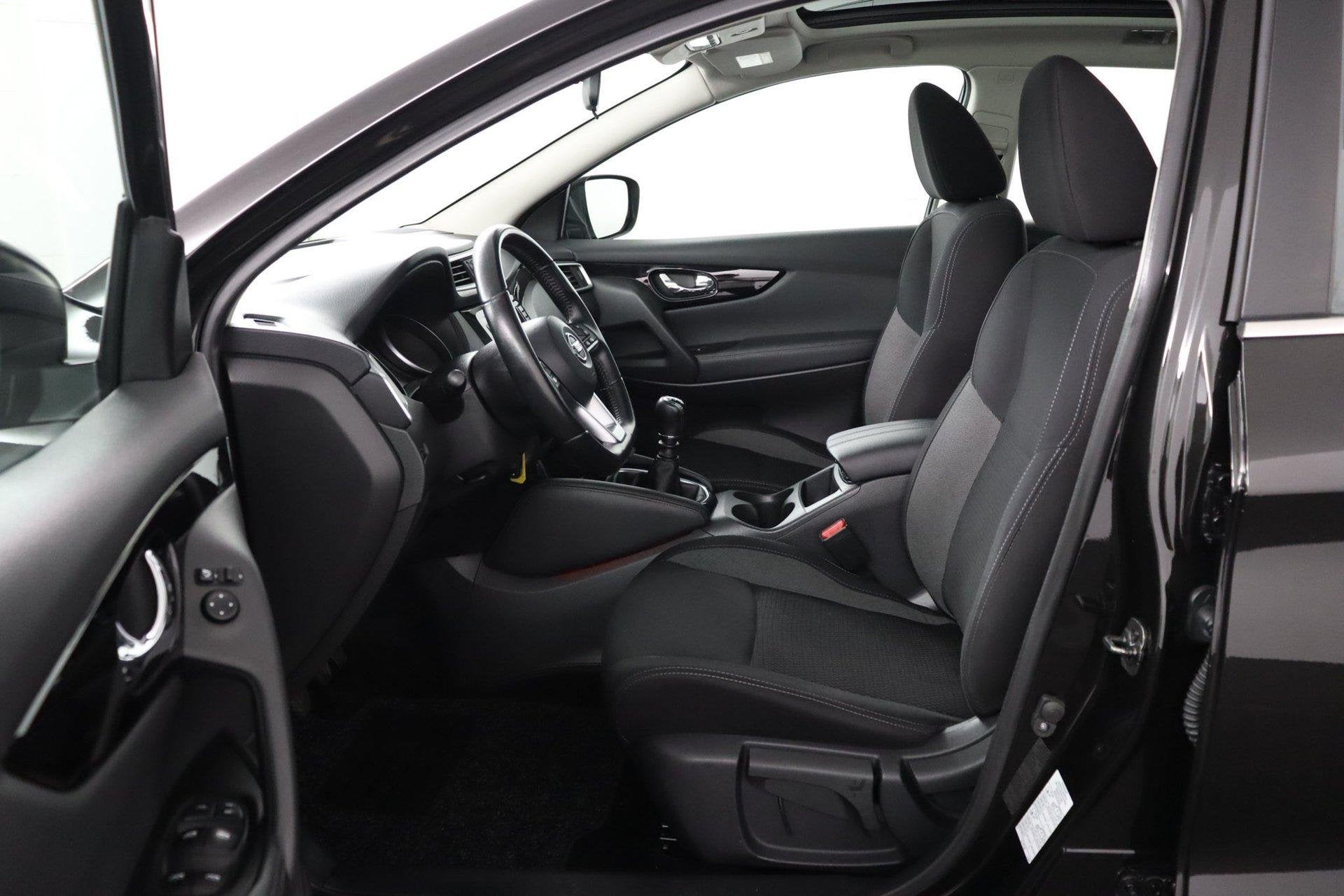 Nissan Qashqai 1.3 DIG-T Business Edition |Camera|, Voorwielaandrijving, Gebruikt, Euro 6, 4 cilinders