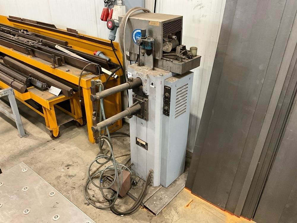 Cifes P20 SCR punt lasmachine