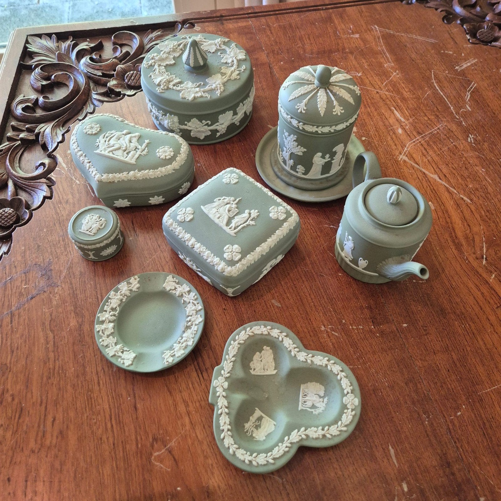 Wedgwood Jasperware Groen Collectie - 9 Stuks, Antiek en Kunst, Ophalen
