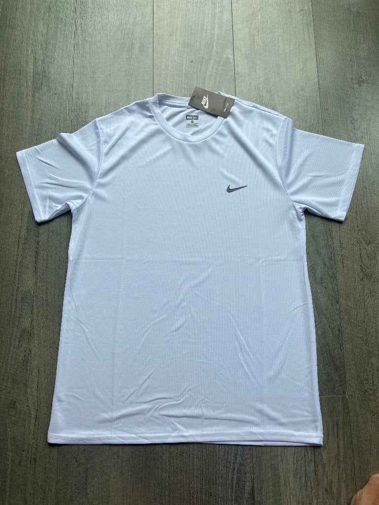 Wit T-shirt DRI-FIT maat L, Overige merken, Nieuw, Ophalen of Verzenden, Kleding