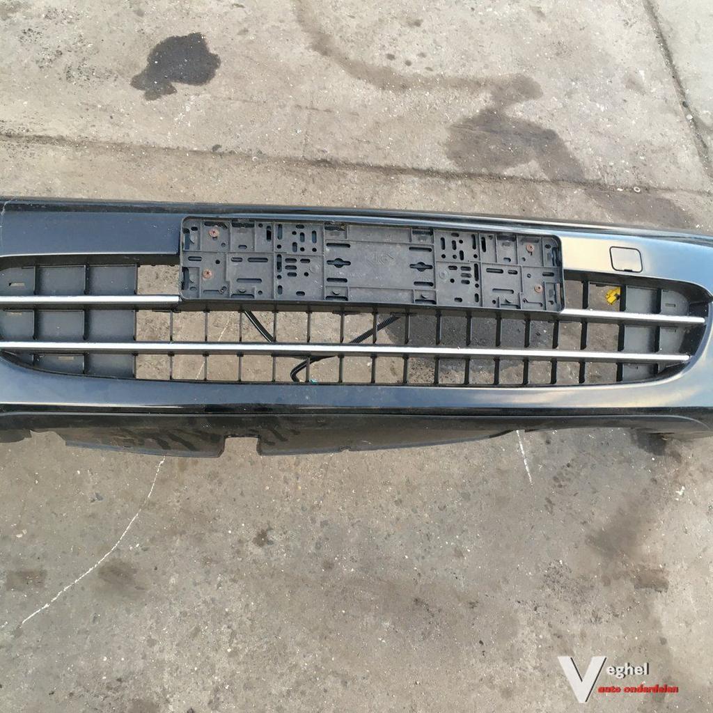 Renault Megane Scenic 1.6 5drs 2004 Wagennr 2500029 Voorbump, Auto-onderdelen, Carrosserie en Plaatwerk, Ophalen, Gebruikt, -