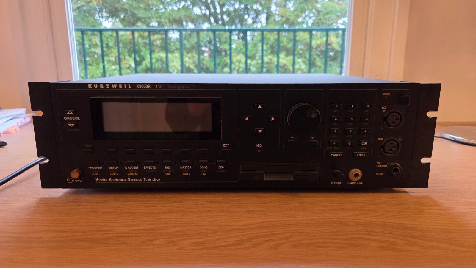 Kurzweil K2000R V2 Synthesizer/Sampler Module, Gebruikt, Overige aantallen, Met midi-aansluiting, Ophalen