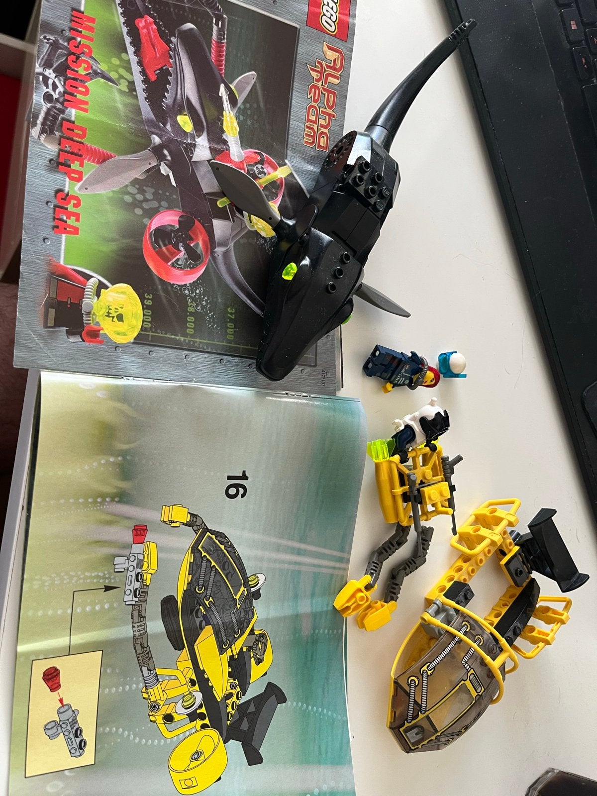 Lego Alpha Team Mission Deep Sea: Haai en Duikboot, Ophalen of Verzenden, Zo goed als nieuw