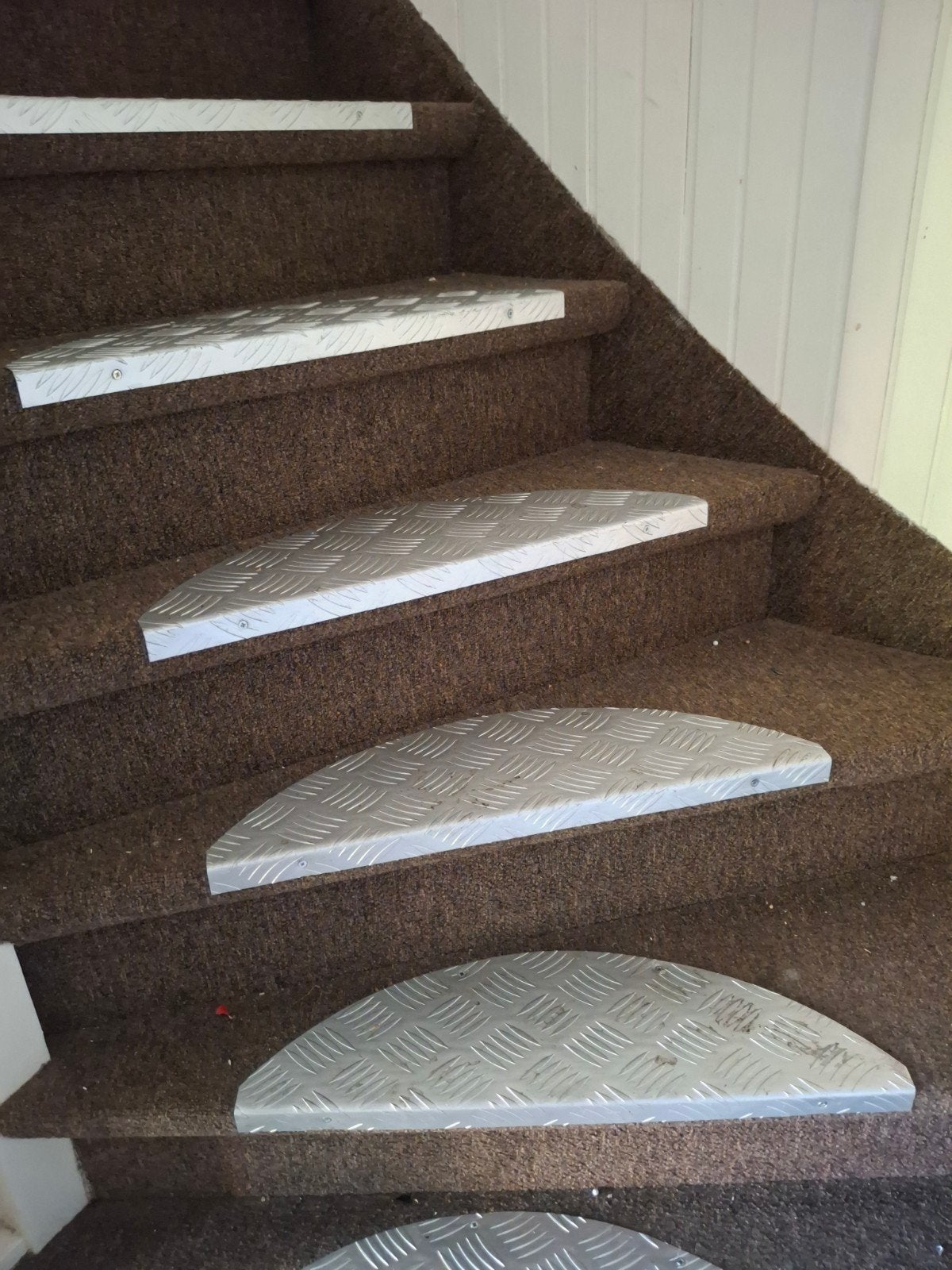 13 aluminium traptreden / trapmatten, Doe-het-zelf en Verbouw, Ladders en Trappen, Ophalen of Verzenden, Gebruikt