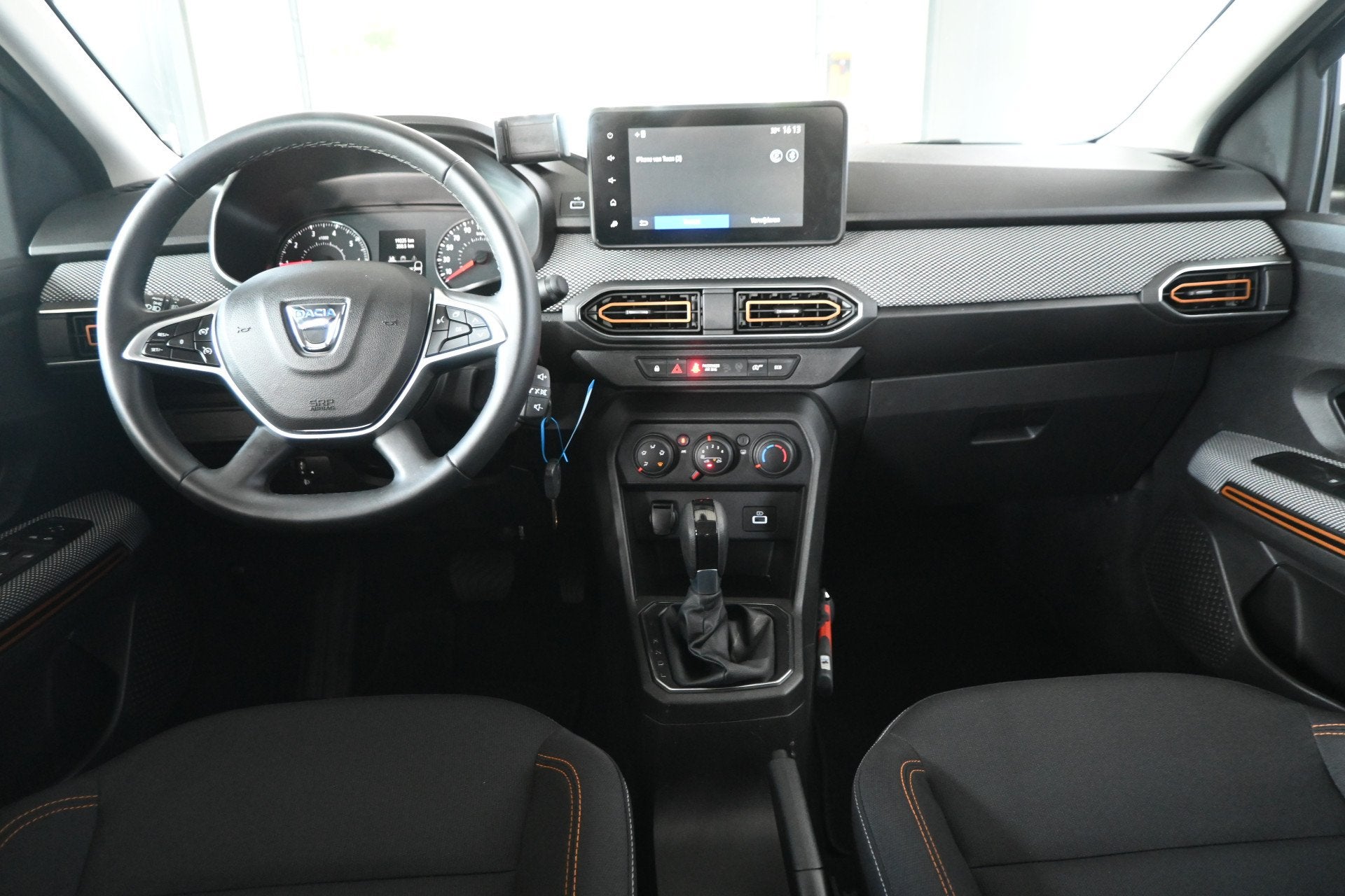 Dacia SANDERO Stepway 1.0 TCe 90 Comfort Automaat Airco Crui, Stof, Met garantie (alle), Lichtsensor, Origineel Nederlands