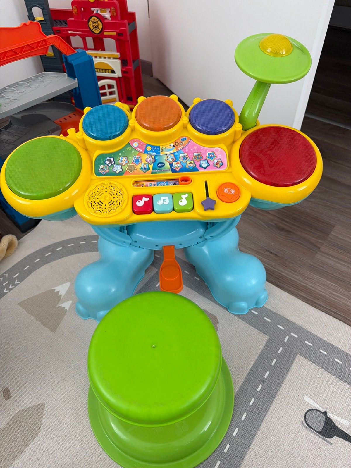 VTech Baby Muziek Drumstel met Krukje, Kinderen en Baby's, Speelgoed | Overig, Ophalen of Verzenden, Gebruikt, Jongen of Meisje
