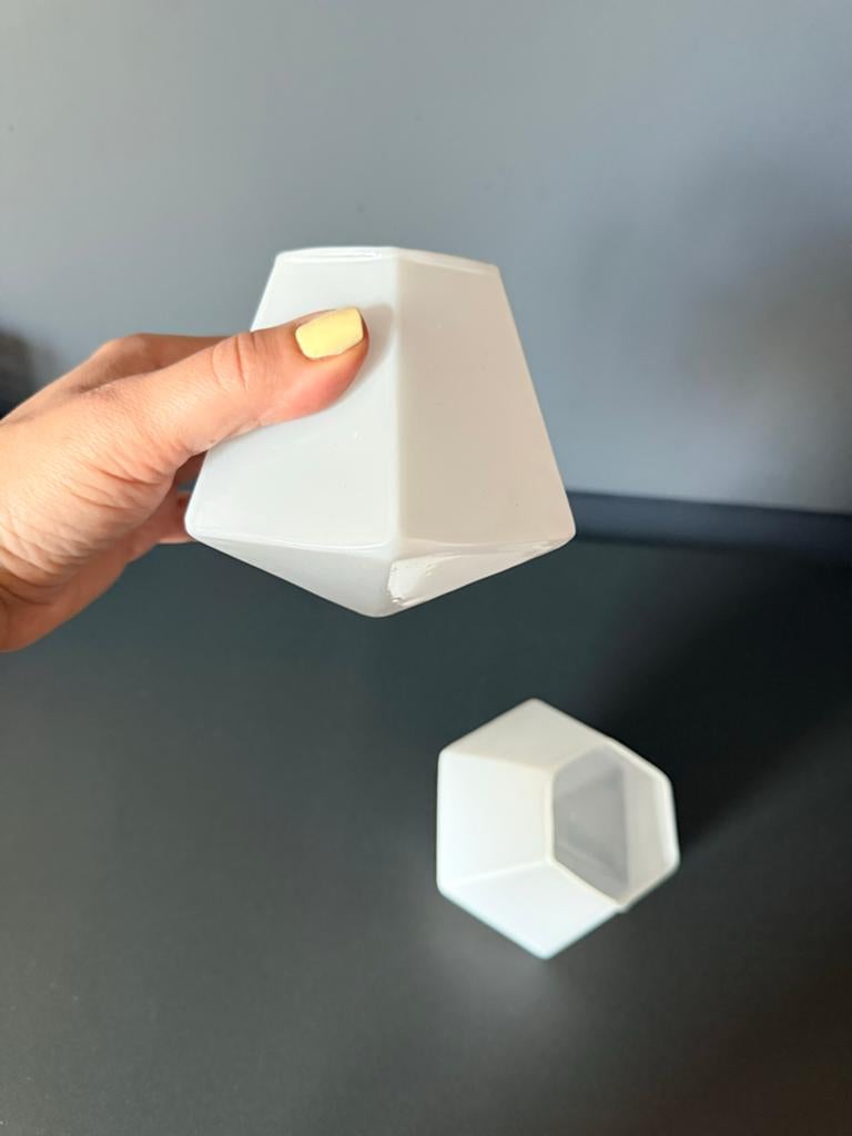 Set van 2 Witte Geometrische Waxinelichthouders, Huis en Inrichting, Woonaccessoires | Kandelaars en Kaarsen, Ophalen, Overige materialen