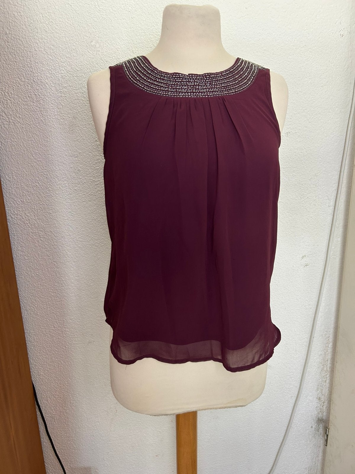 Mouwloze dames blouse | Vero Moda | maat XS/34, Ophalen of Verzenden, Zo goed als nieuw, Zonder mouw, Maat 34 (XS) of kleiner