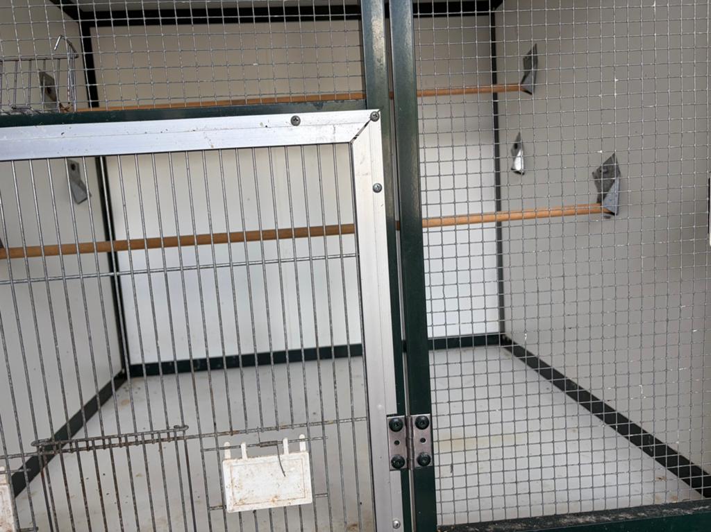 Te koop vluchtkooien, Dieren en Toebehoren, Ophalen, Zo goed als nieuw, Metaal, Vogelkooi