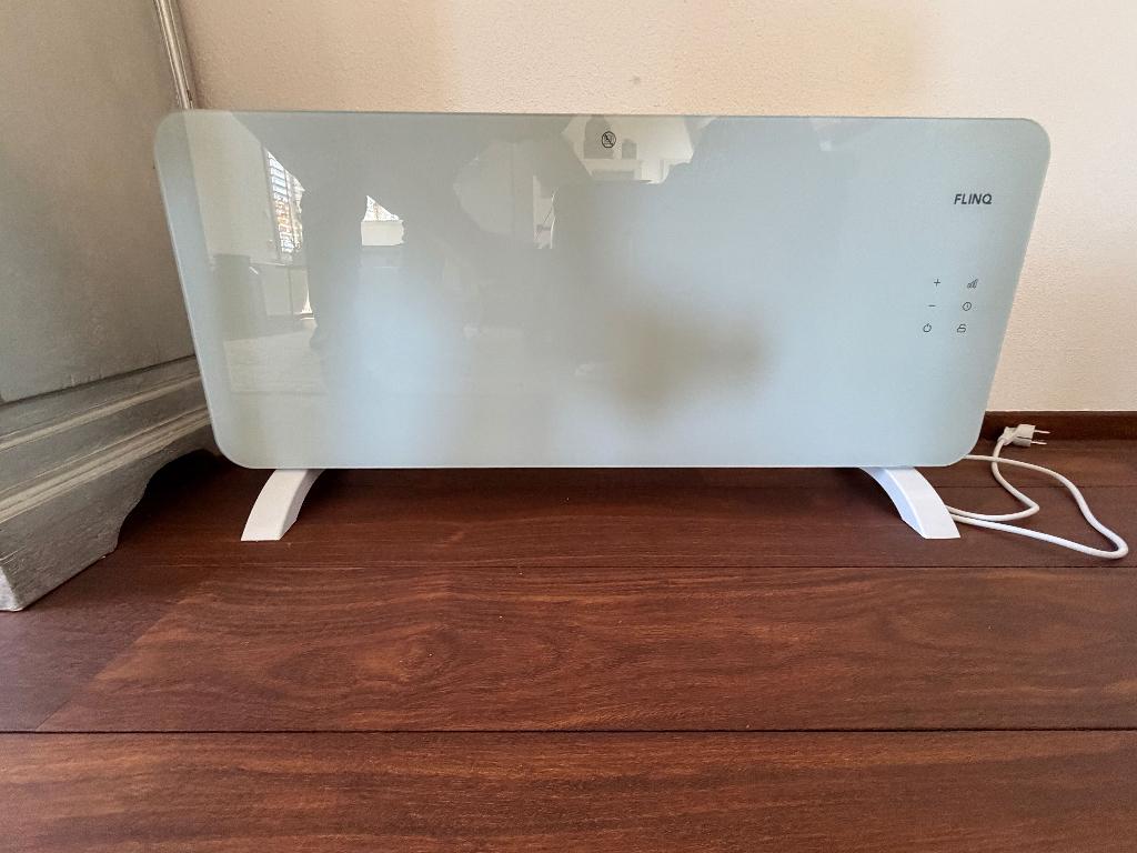 Flinq elektrische Paneel verwarmer, Ophalen, 30 tot 80 cm, Kachel, Zo goed als nieuw