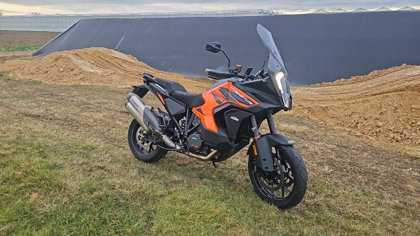 KTM 1290 Super Adventure S - Krachtige Toermotor, Particulier