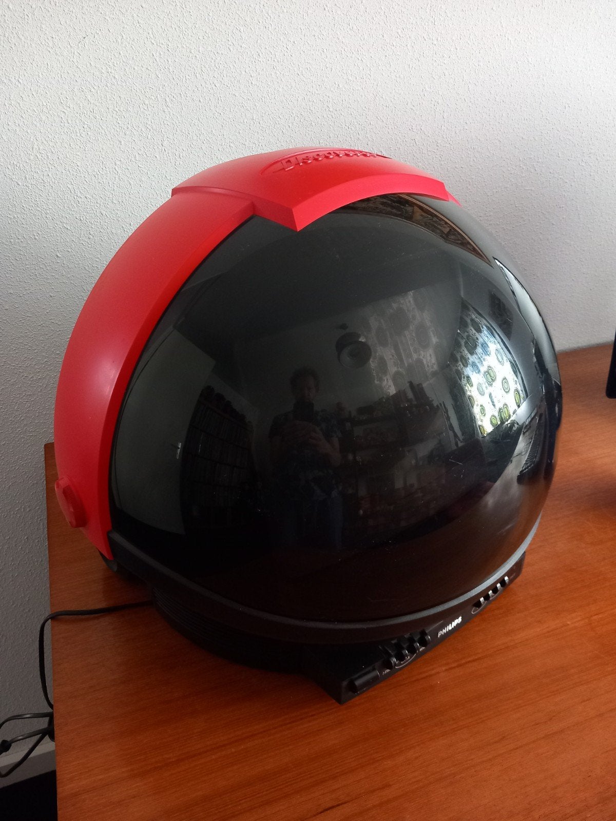 Philips Discoverer space helmet tv, Ophalen