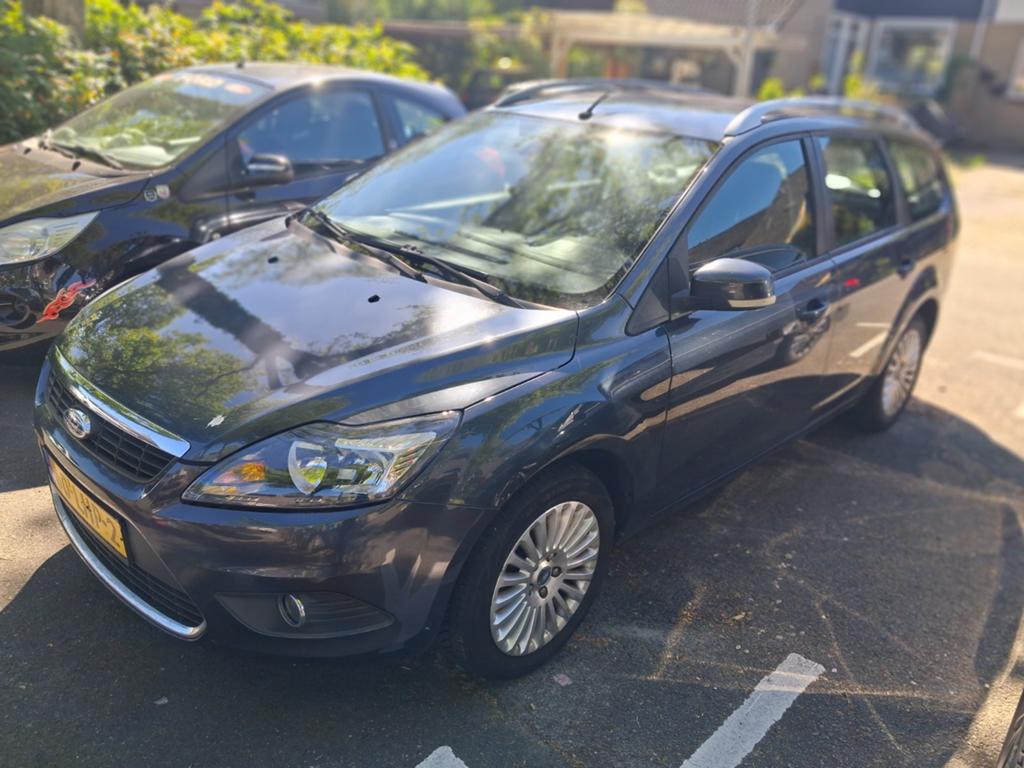 Ford Focus 1.8 92KW Wagon 2010 Grijs, Auto's, Ford, 4 cilinders, Particulier, 57 €/maand, Focus