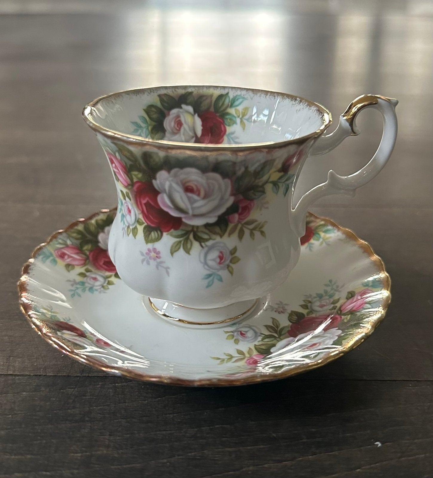 Royal Albert Celebratio theekop en schotel - Bone China, Ophalen of Verzenden