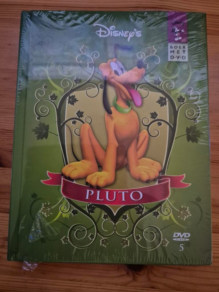 Disney's Mijn Beste Vriend Pluto - Boek met DVD, Alle leeftijden, Ophalen of Verzenden, Nieuw in verpakking, Dieren