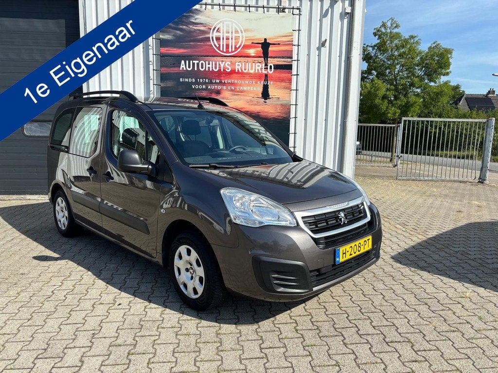 Peugeot Partner Tepee 1.2 PureTech Active 2017 | 1 Eigenaar, Voorwielaandrijving, Gebruikt, 1199 cc, Leder