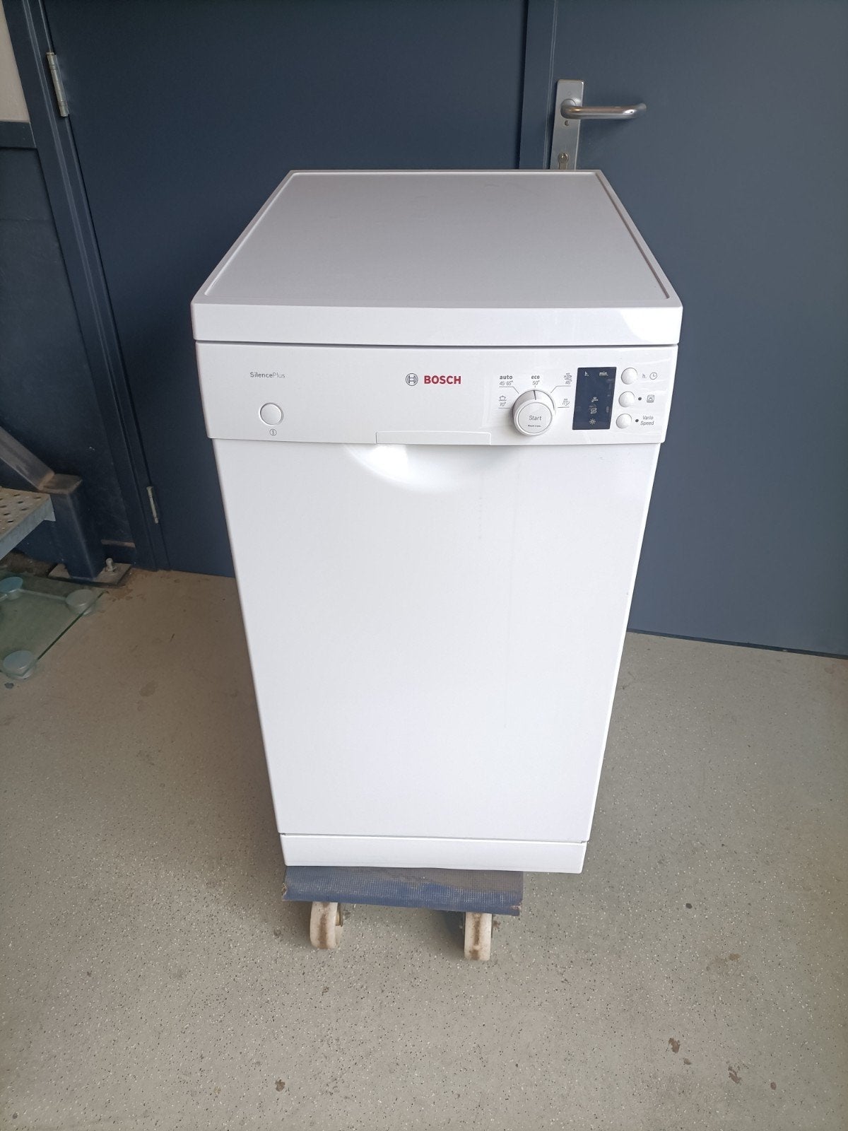 VERKOCHT Compacte Bosch vaatwasser 40cm breed, Gebruikt, Minder dan 85 cm, Ophalen of Verzenden, 45 tot 60 cm