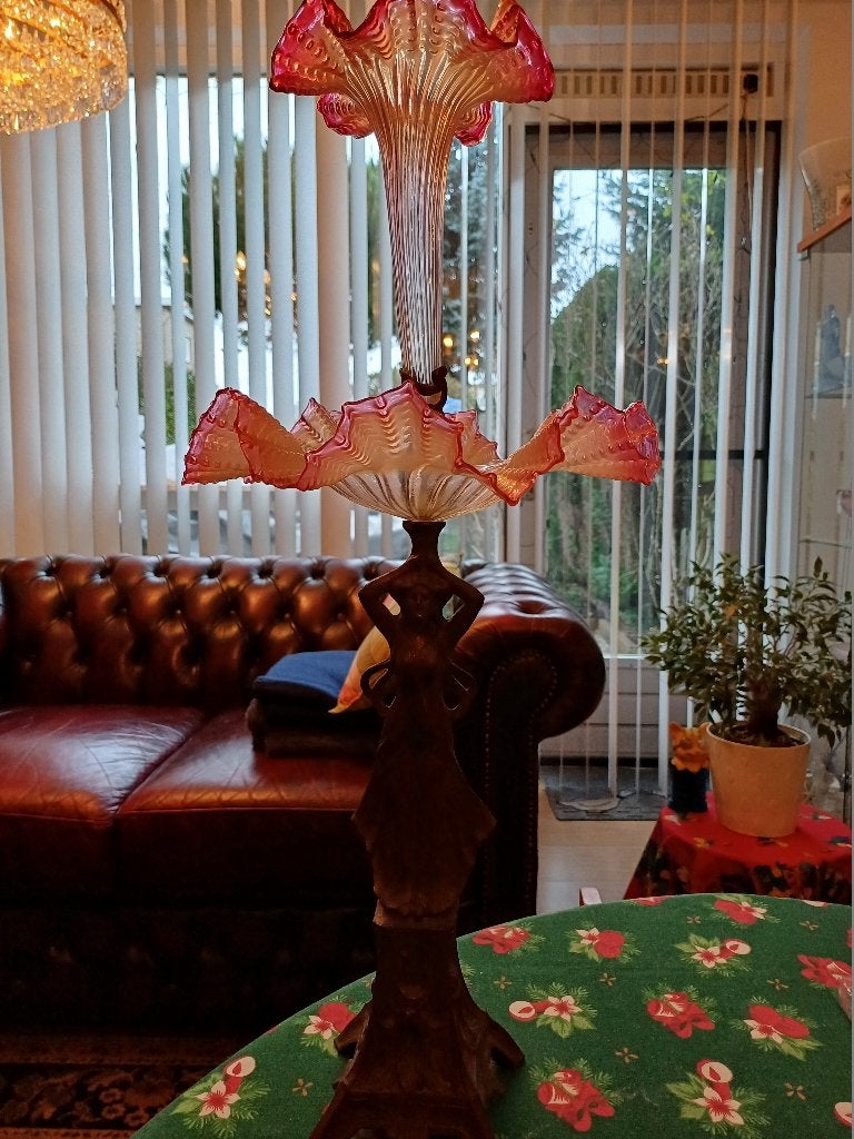 Art nouveau/jugendstil tafelstuk. Dame met cranberry opaline, Antiek en Kunst, Antiek | Glas en Kristal, Ophalen